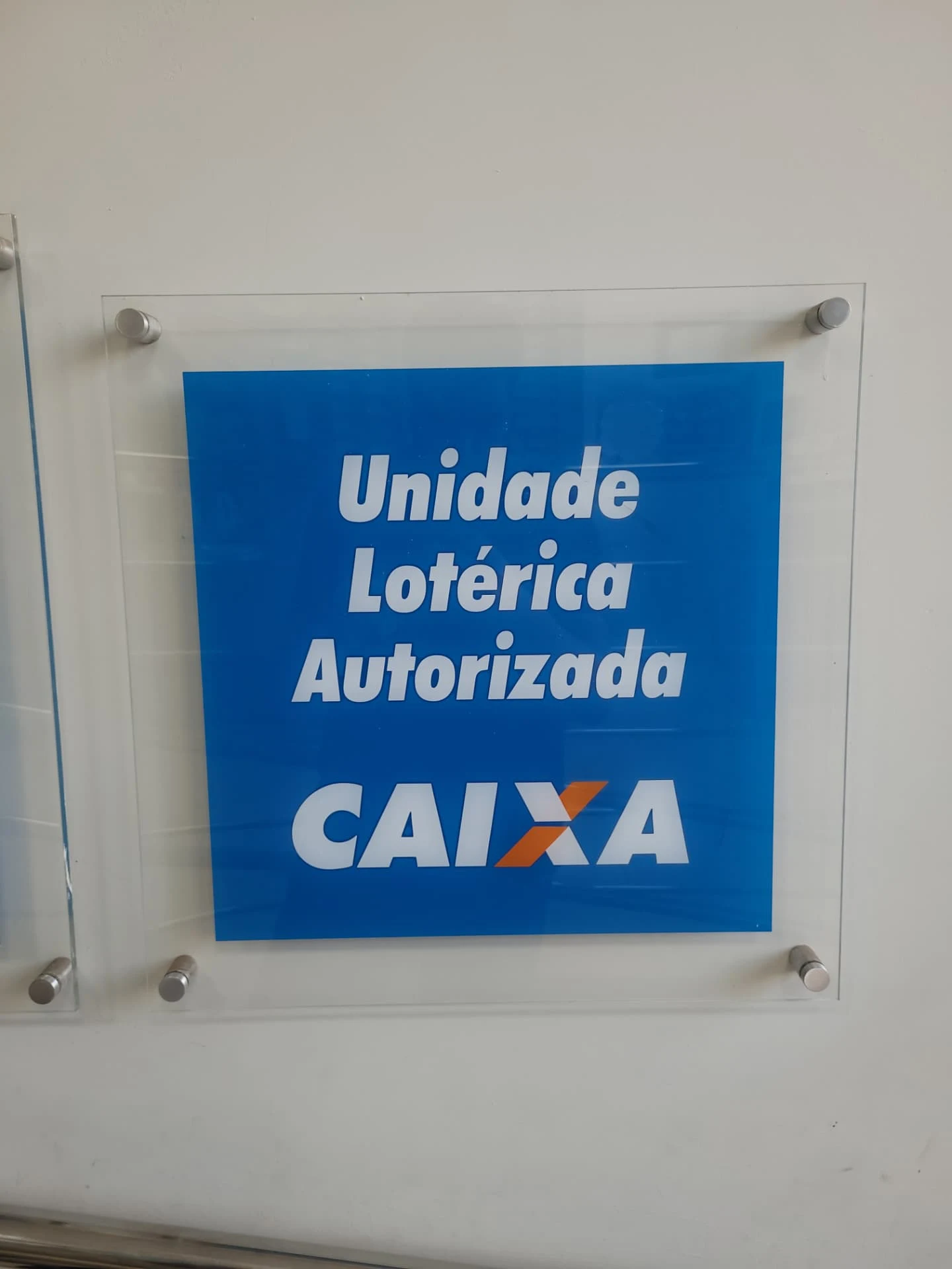 Placa de Unidade Lotérica Autorizada Caixa